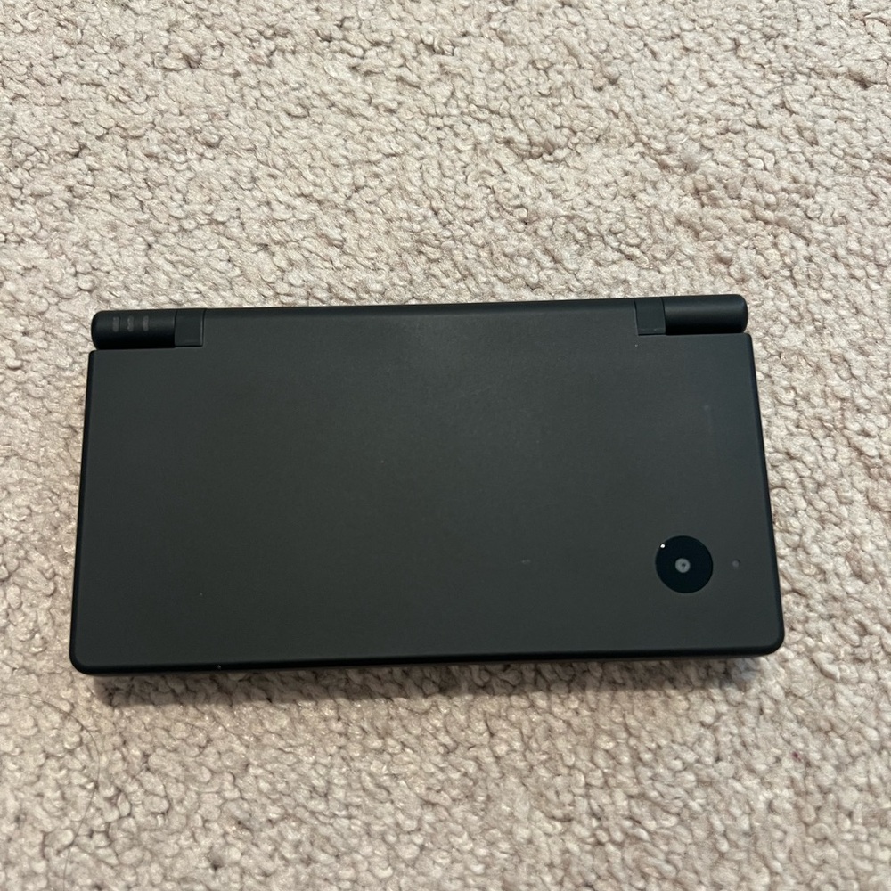 Nintendo DS and 2 Games